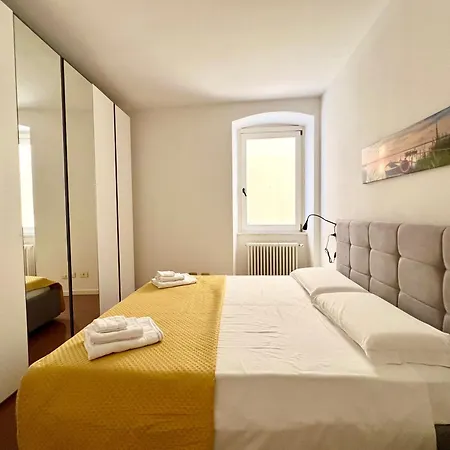View - 1 Bedroom - 4 Guests Domaso