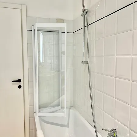 View - 1 Bedroom - 4 Guests Apartment *