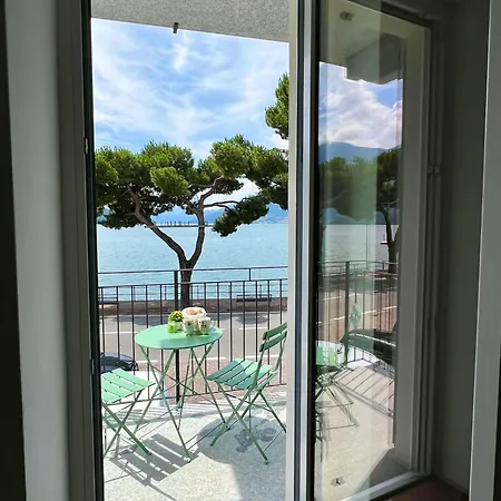 View - 1 Bedroom - 4 Guests